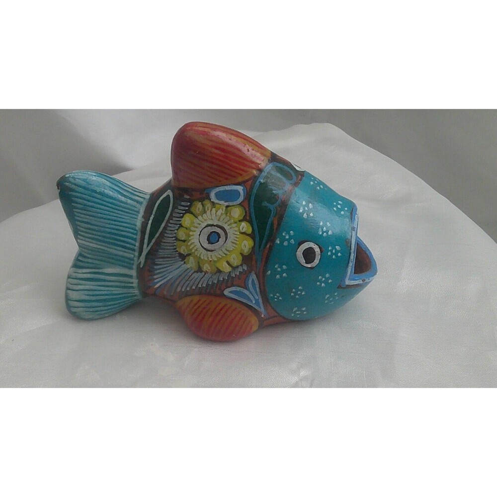 Talavera mexican pottery fish not signed
